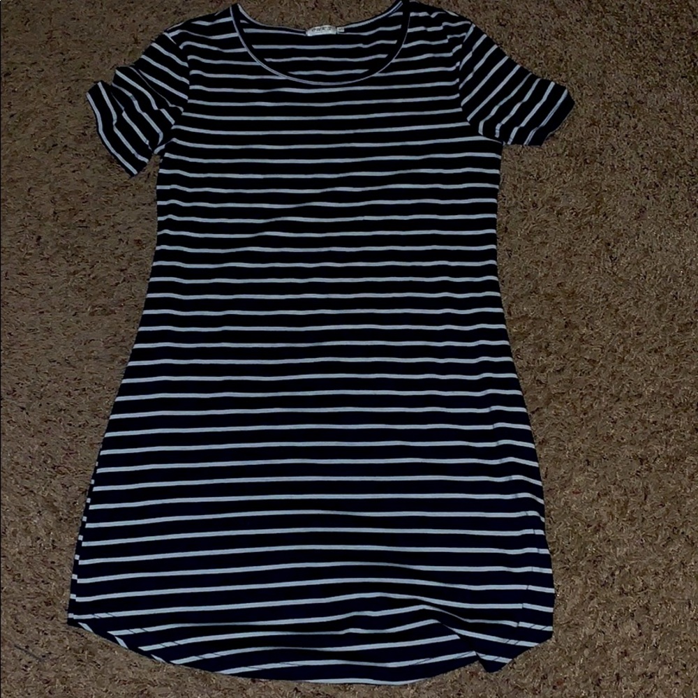 Super cute T-shirt dress
